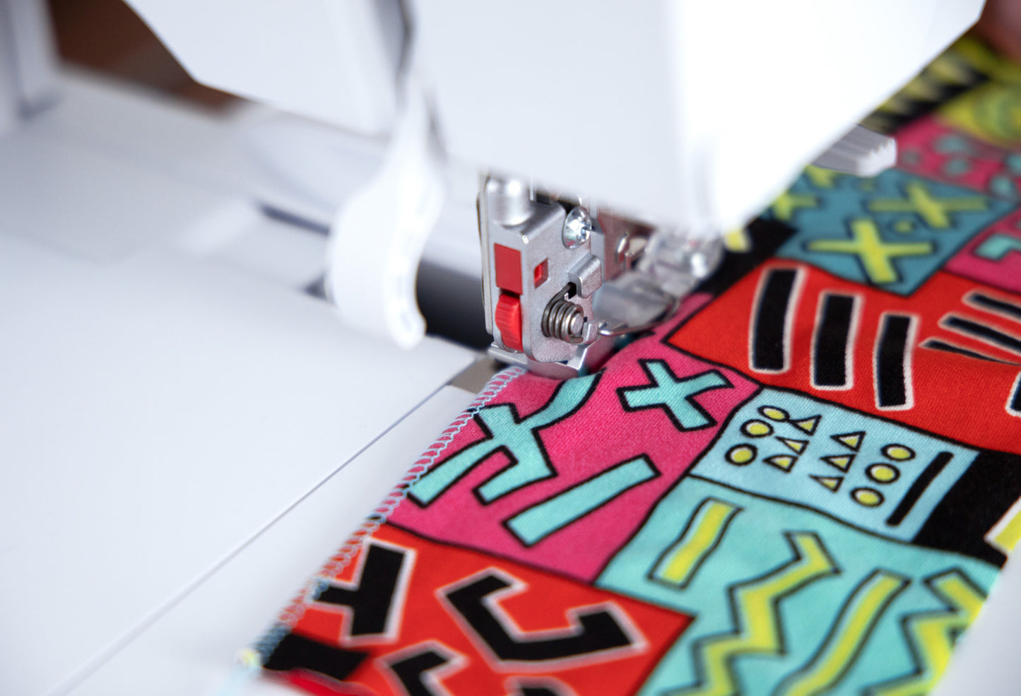 BERNINA L 860 - - Visit, call or email us for added discounts to our listed MSRP price!