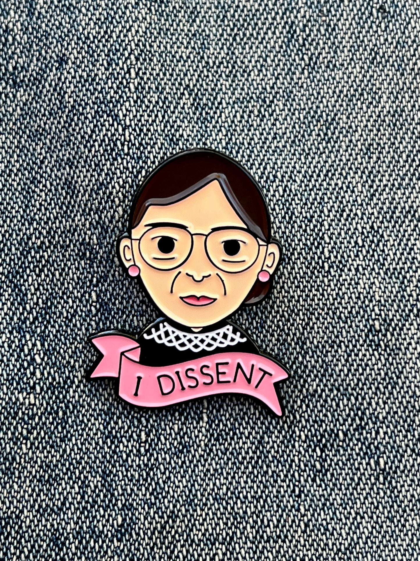 "I dissent" RBG Enamel Pin