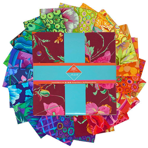 Kaffe Fassett - Classics Plus - 10" Charm Pack - Spectrum