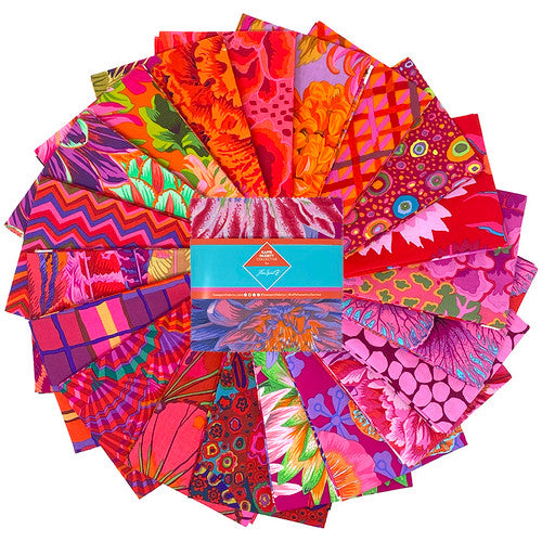 Kaffe Fassett - Classics Plus - 5" Charm Pack - Ruby