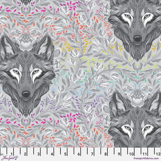 Pre-order - Tula Pink - Wolf of Pink Street - Fog || Graywork