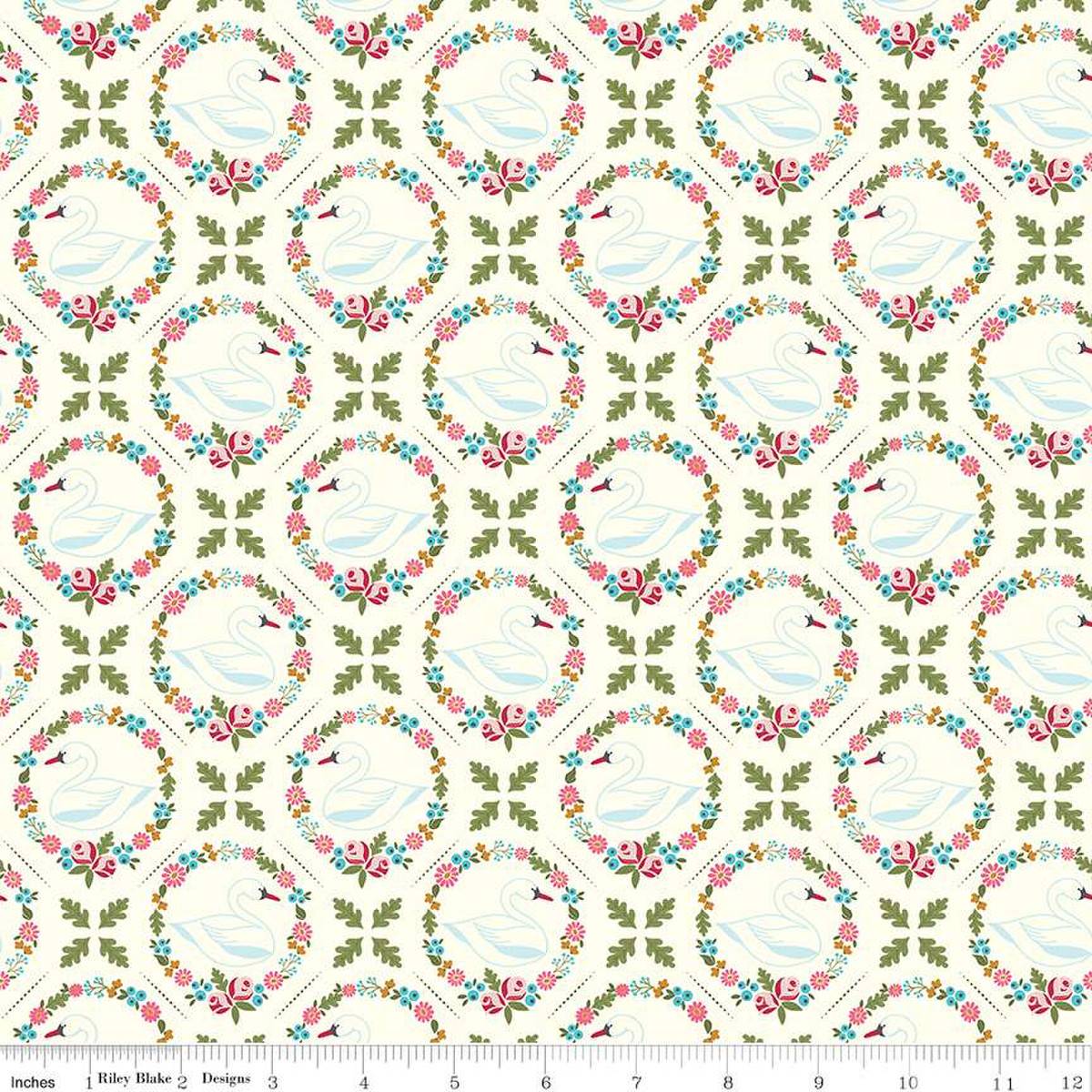 Swan Serenade Odette Cream