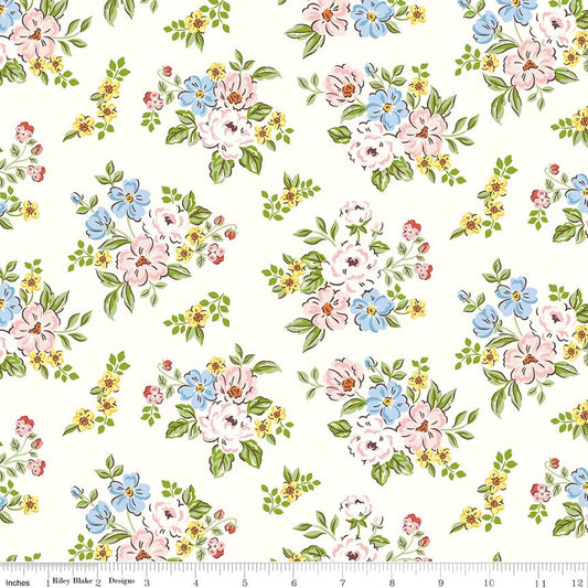*Pre-order* Peter Rabbit™ Spring Bouquet Cloud