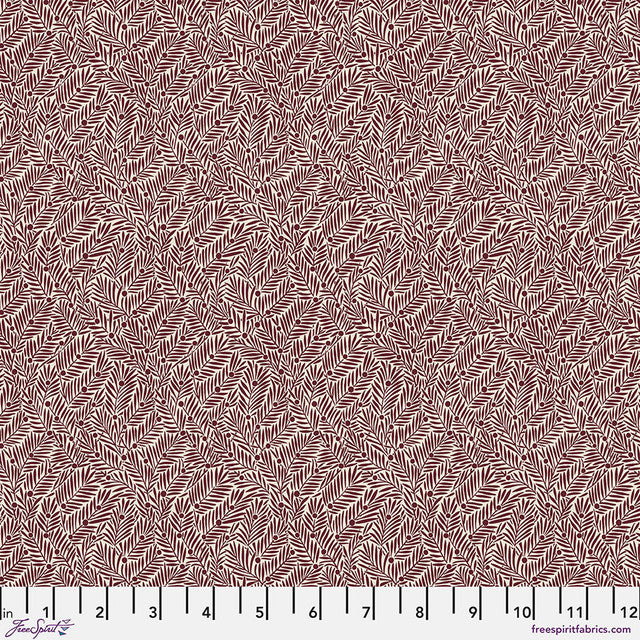 SM Yew & Aril - Berry || The Oxford Holiday Collection